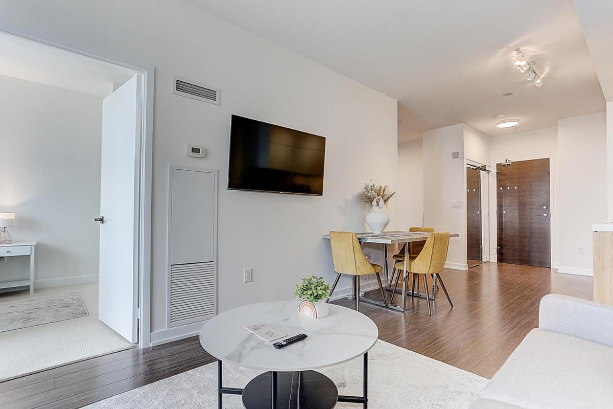 Lovely 2 Beds Central