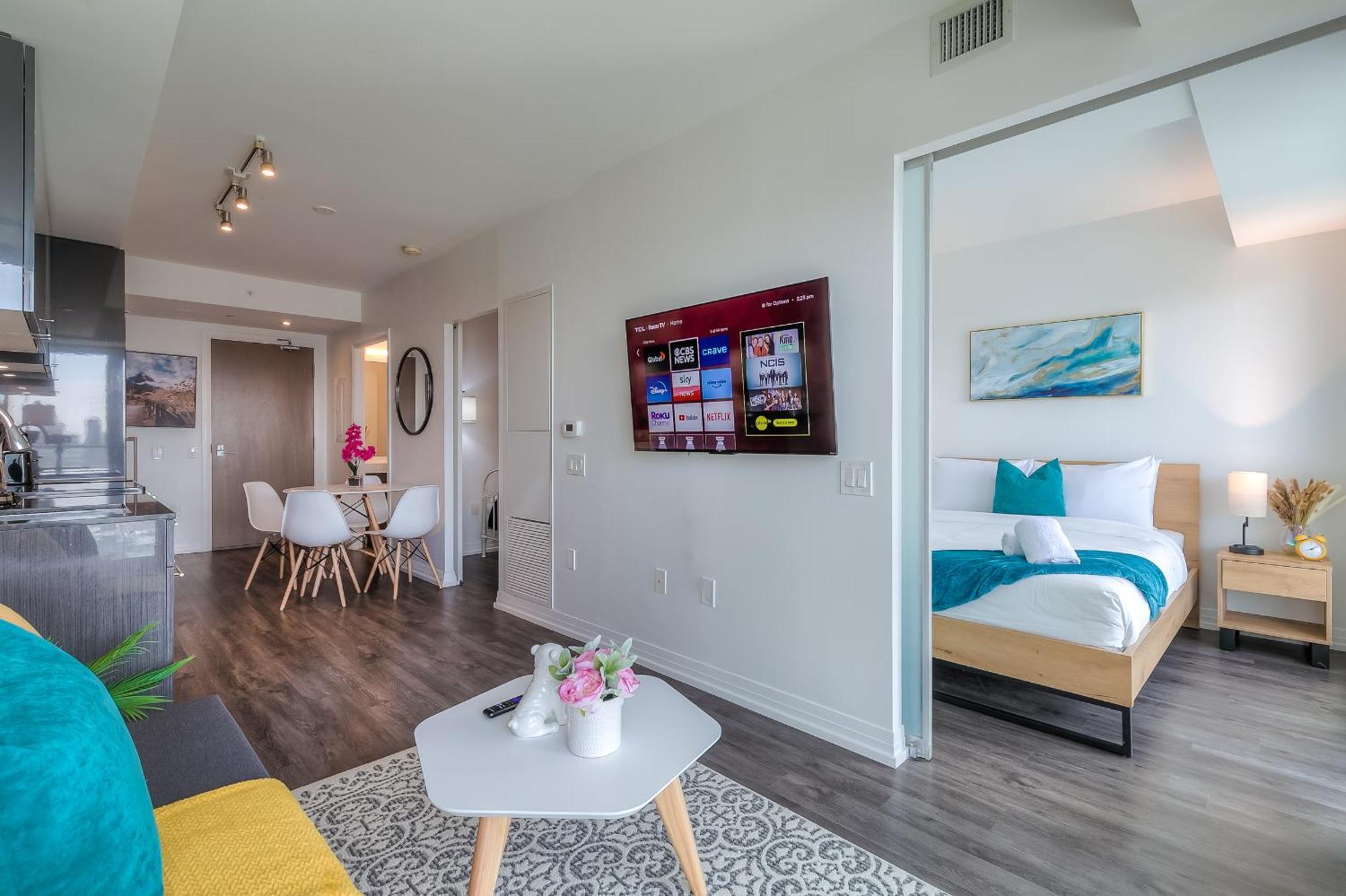 Panorama Downtown Apartment *