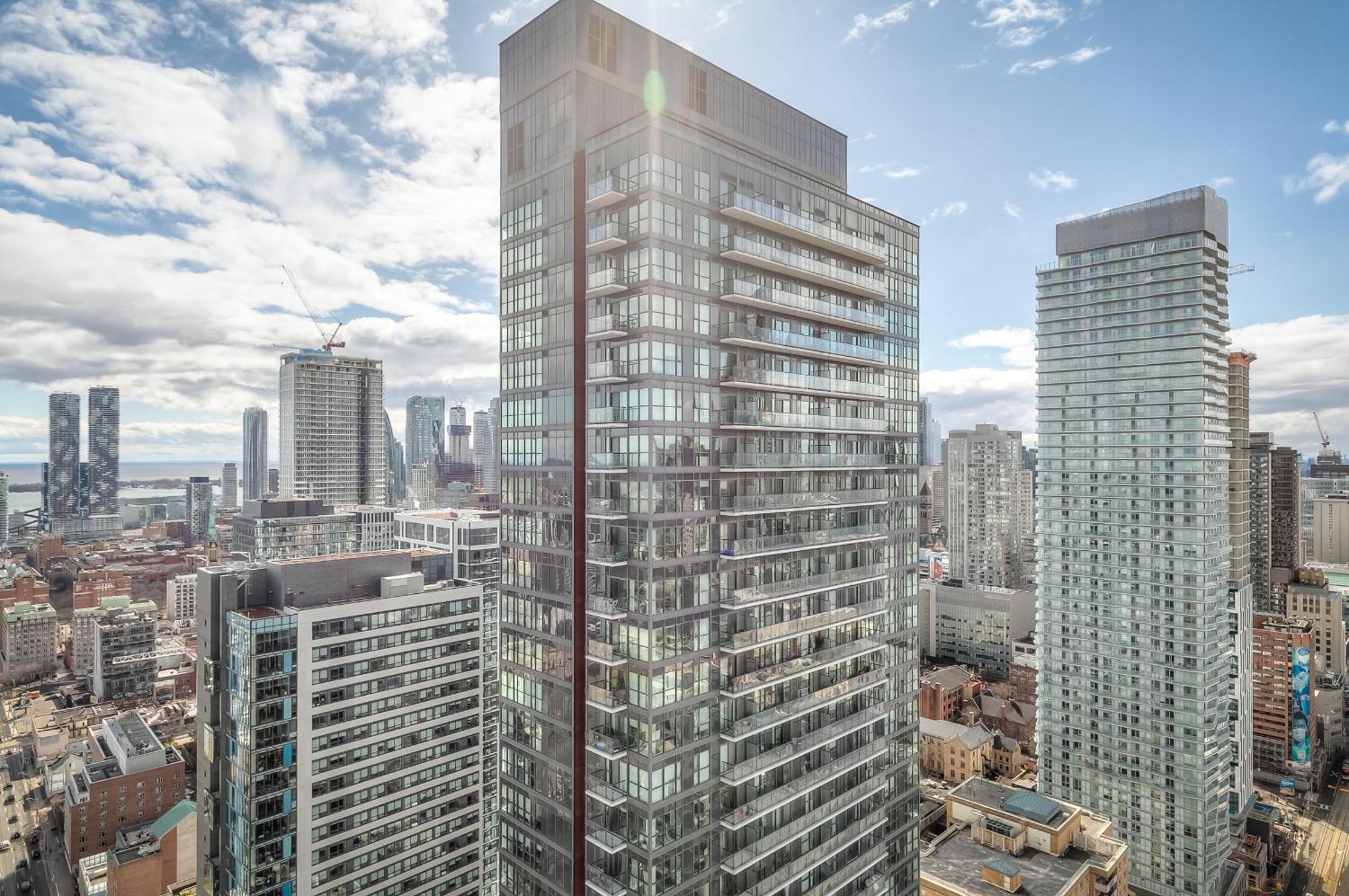 Panorama Downtown Apartment *