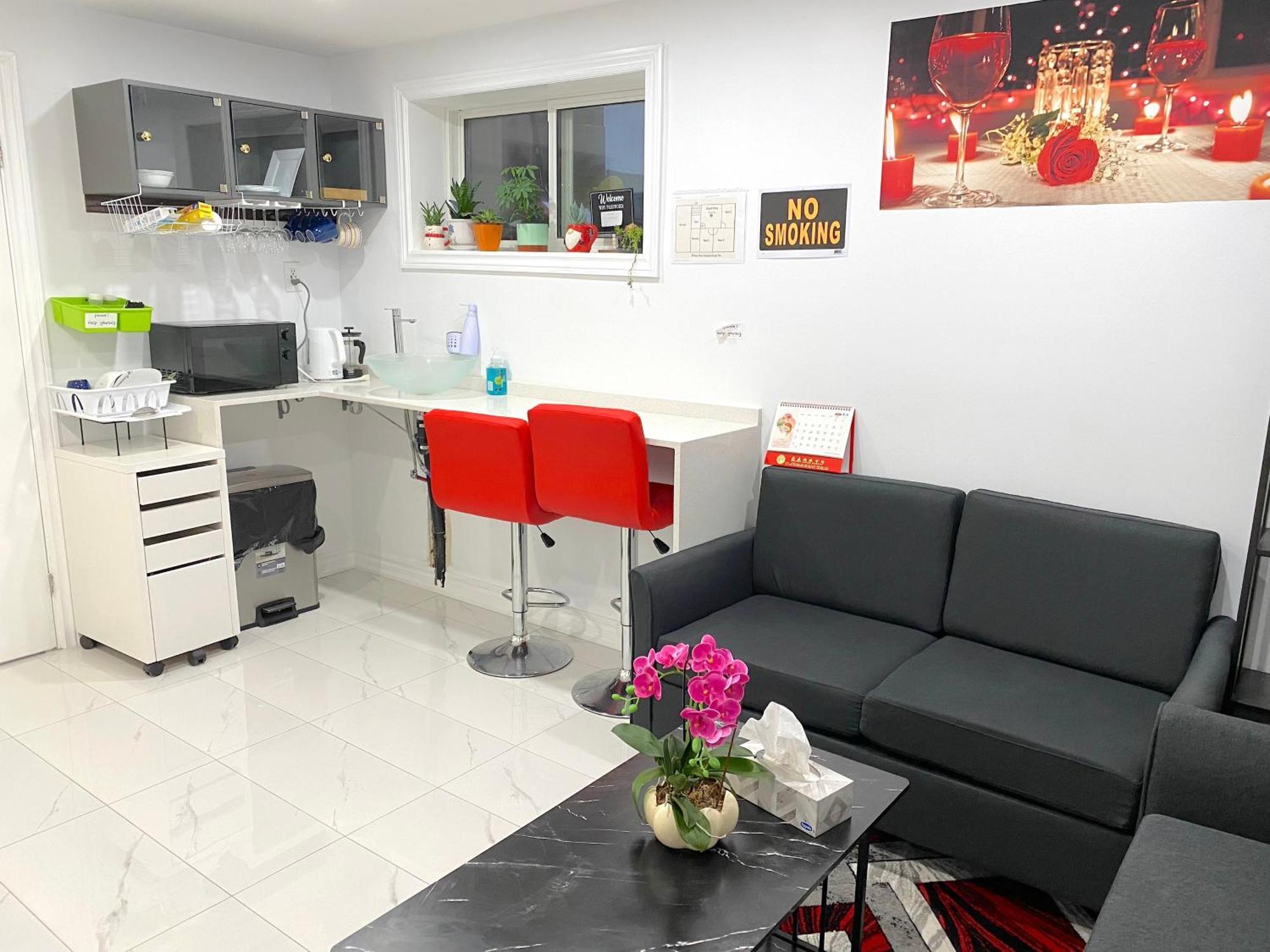 Homestay Tononhouse Toronto