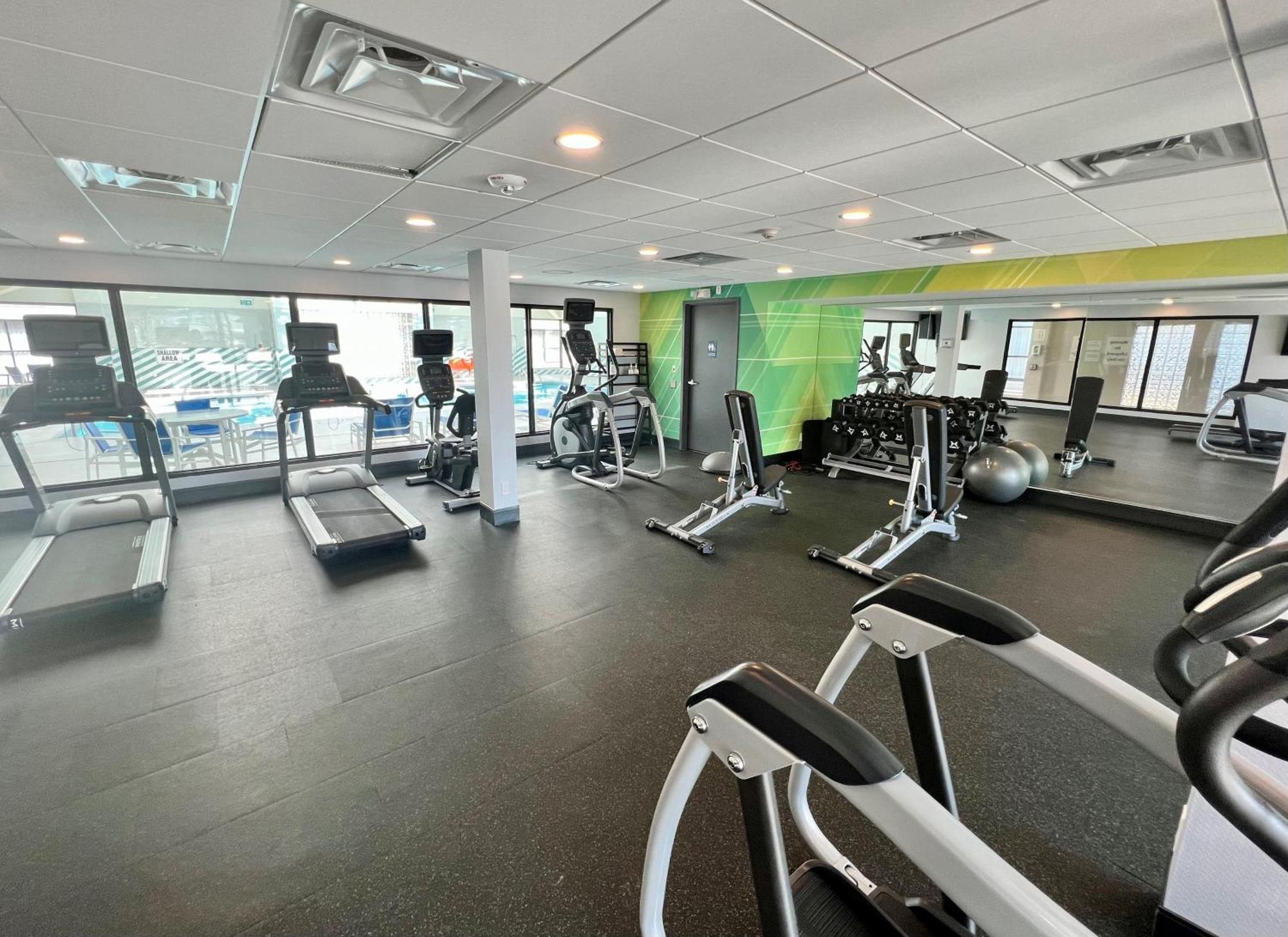 Airport East By Ihg 3* Toronto