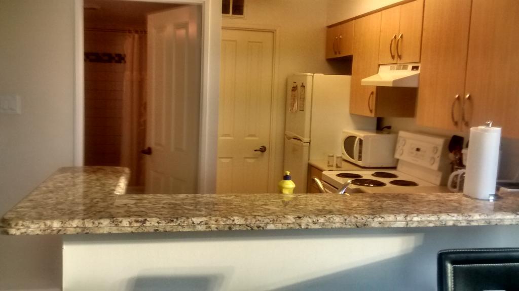 Furnished Living - Bay Street *