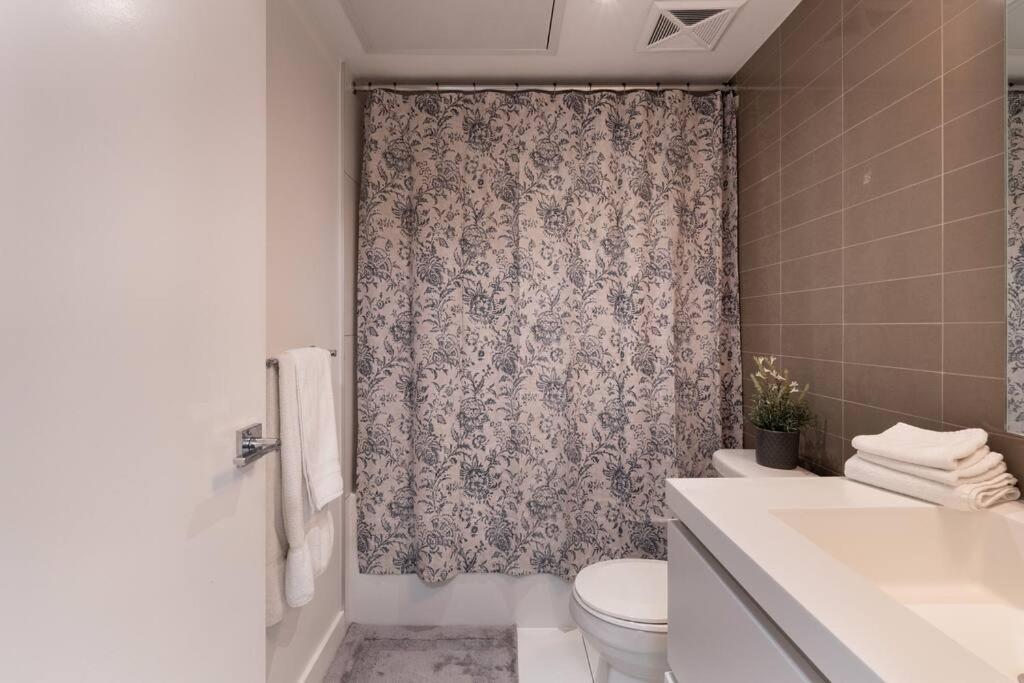 Apartment Luxe 2 Bed Downtown Near Waterfront Toronto