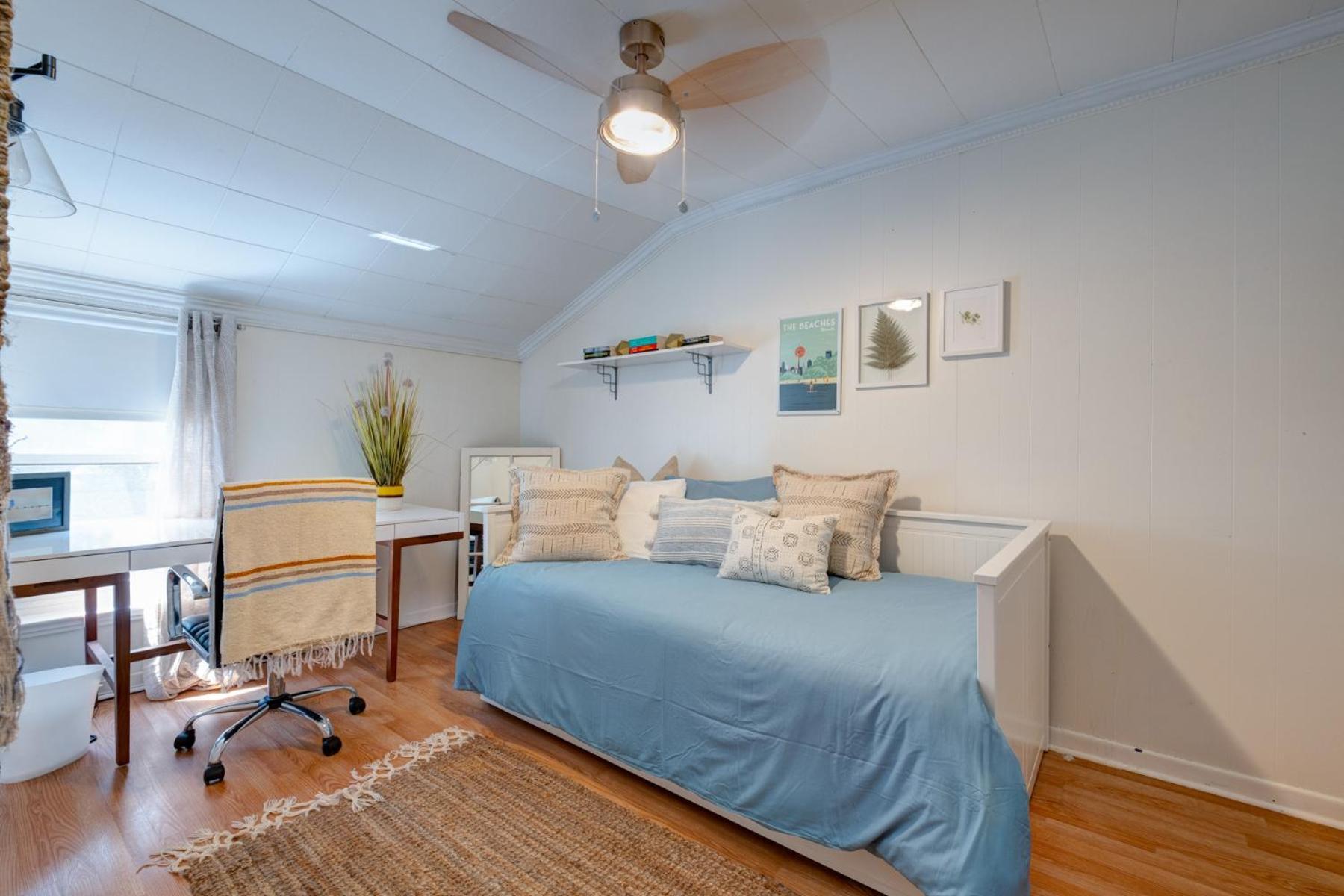 Ferienhaus Charming Beach Retreat Toronto