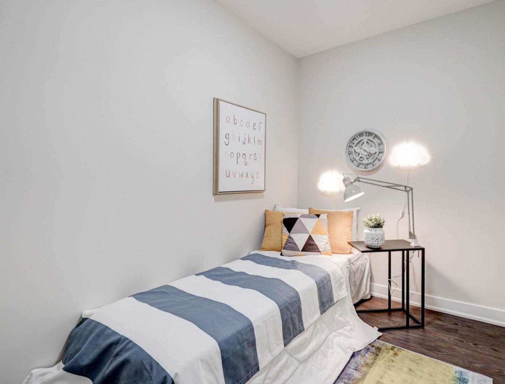 Central Downtown Apartment Toronto