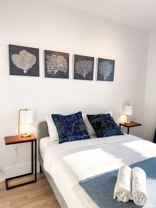 Elegant - Views, View, Free Parking Apartment Toronto