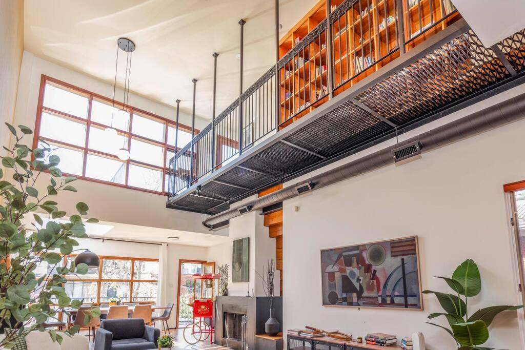 New-york Style Loft Toronto