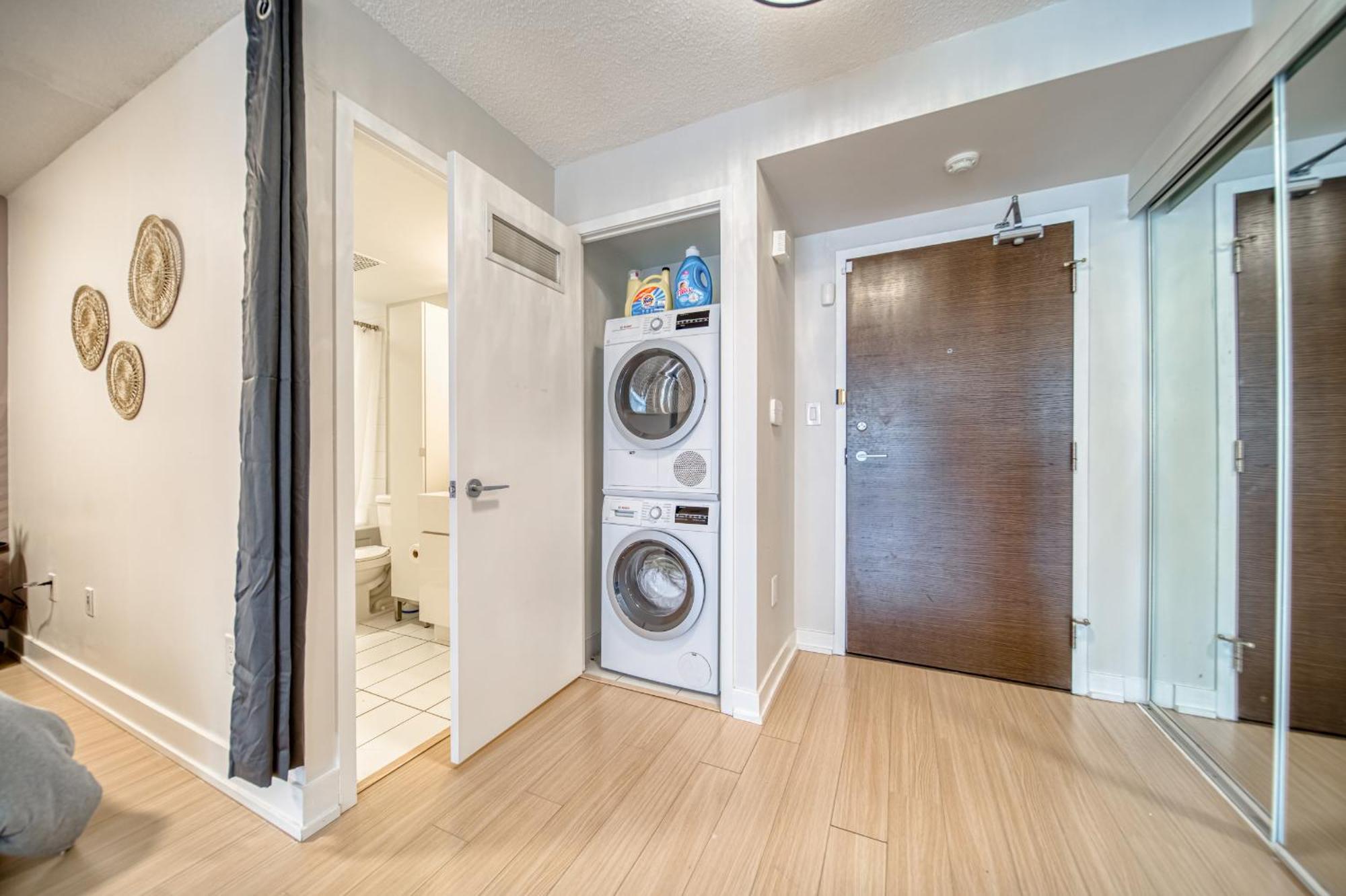 Apartment Stylish Downtown With Free Parking