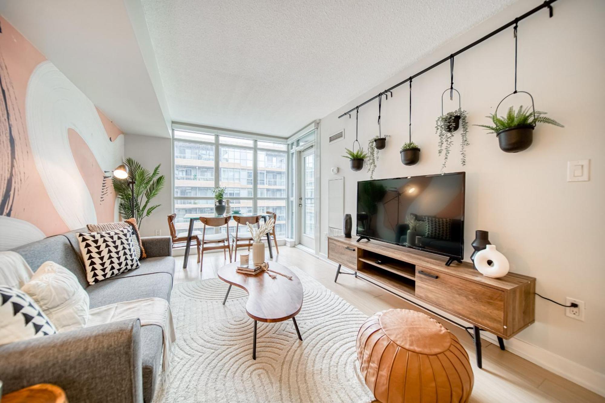 Stylish Downtown With Free Parking Apartment Toronto