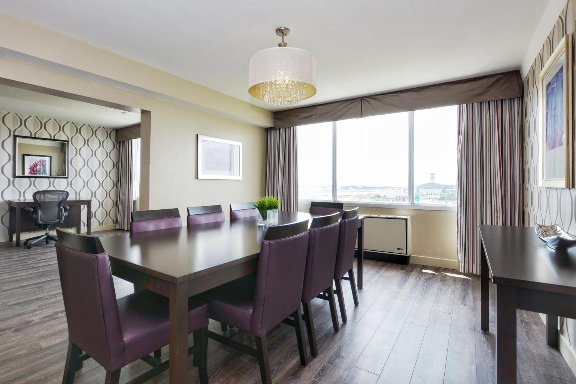 International Airport By Ihg 4* Toronto