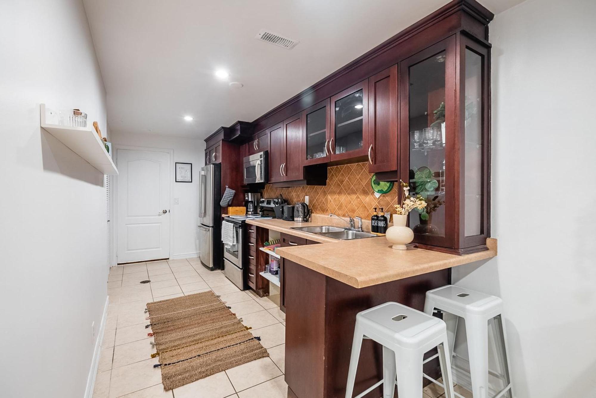 Apartment Basement With Private Patio In Davenport
