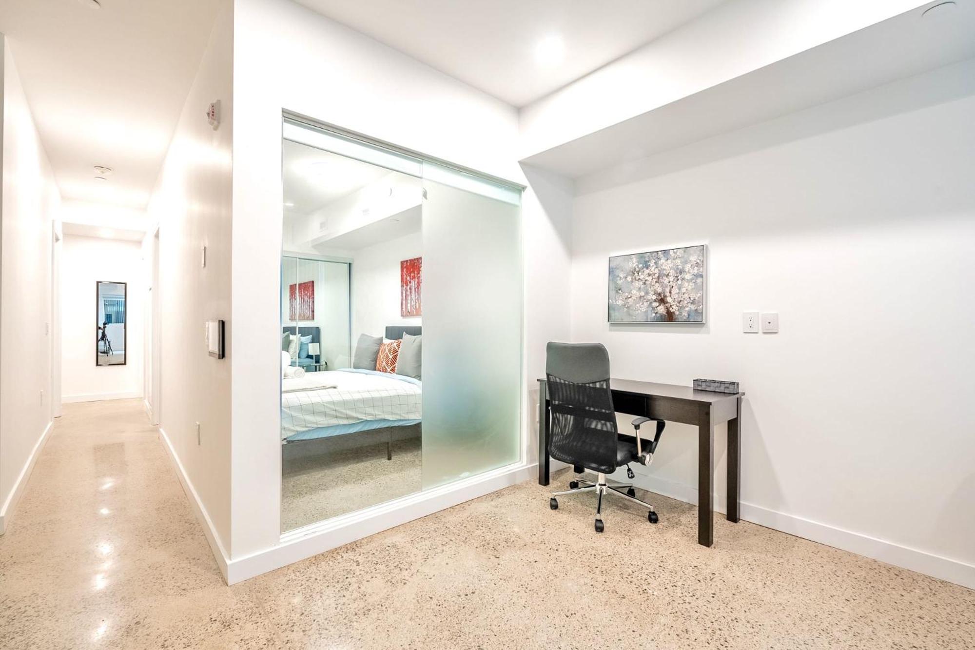 Apartment Modern 2br - Regent Park Near Downtown *