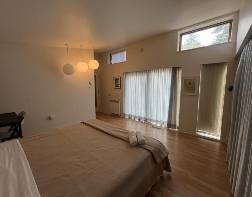 Guest house Vihome-368- Quiet House Near Bayview Village And Subway