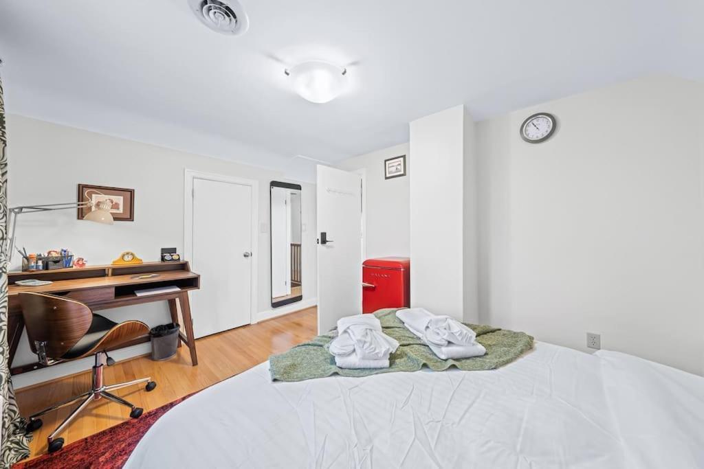 Retro Private Near Finch, Retro House, Wi-fi Homestay *