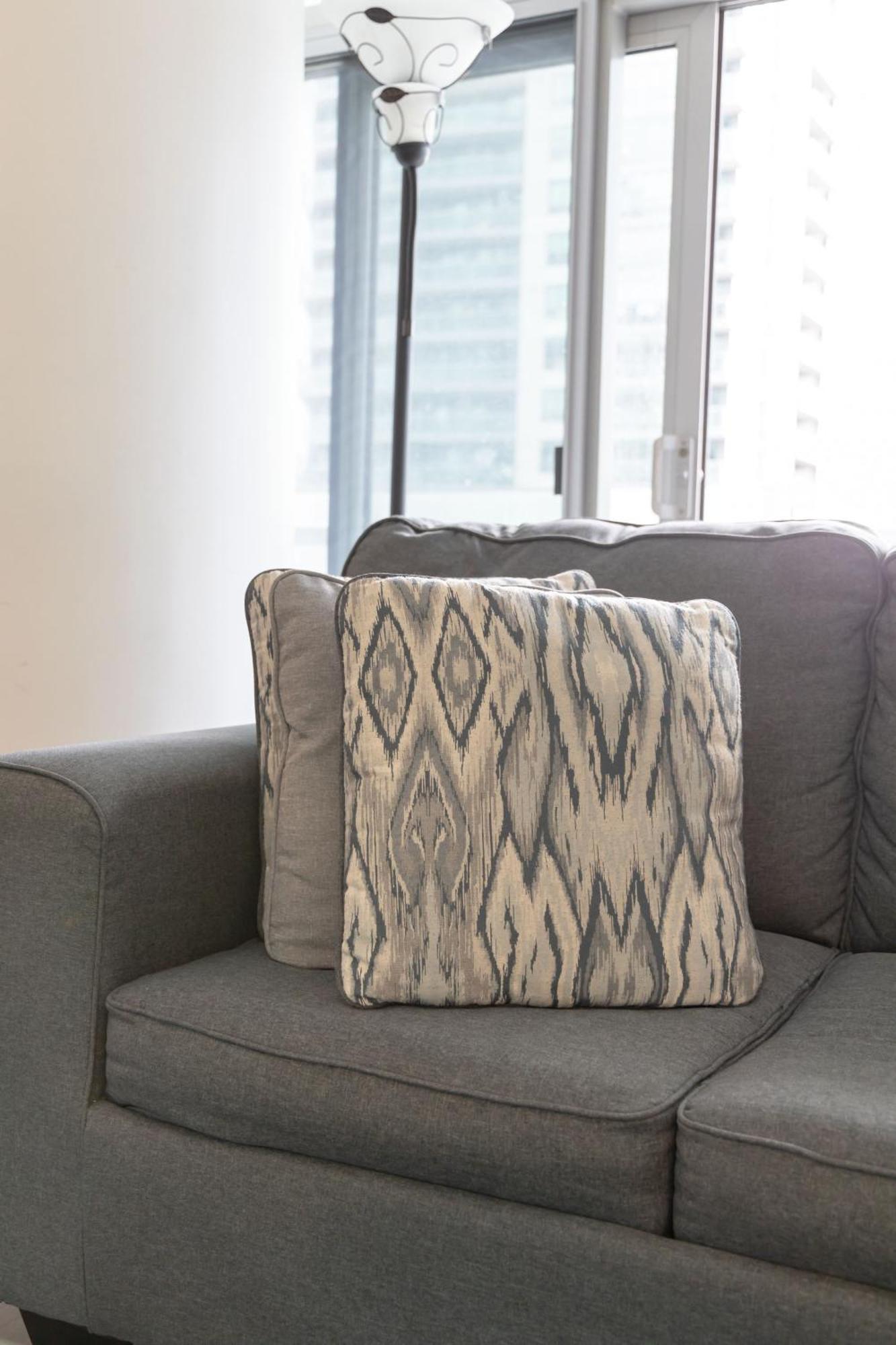 Apartment Downtown 4 *