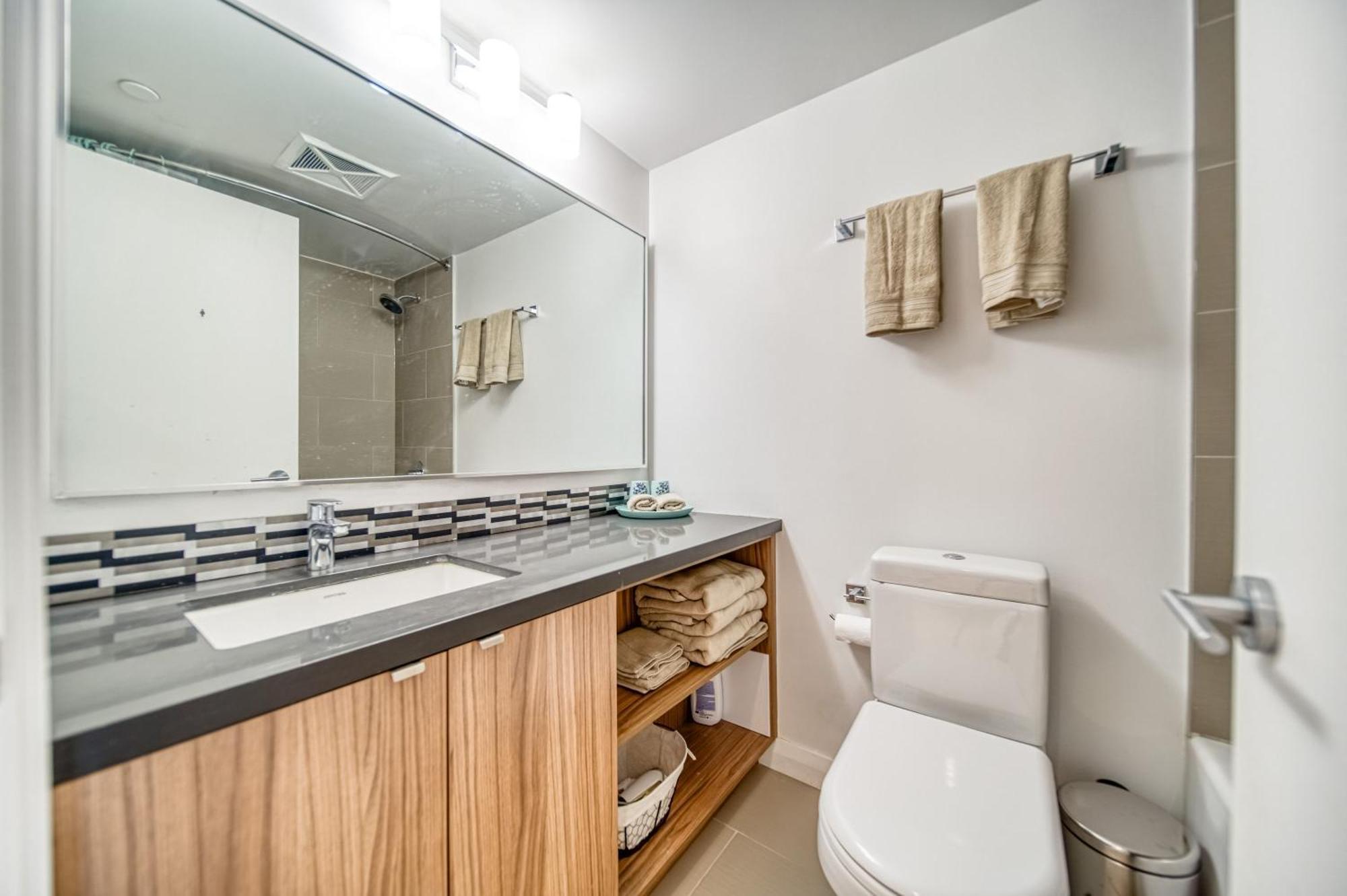 Apartment Yorkville Plaza Express *