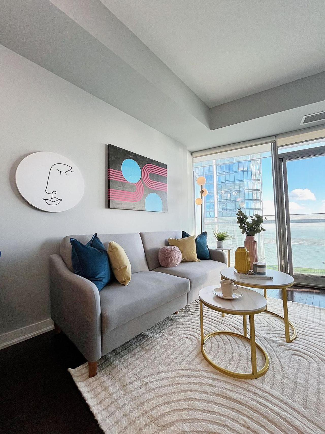 Apartment Skytree Modern Toronto