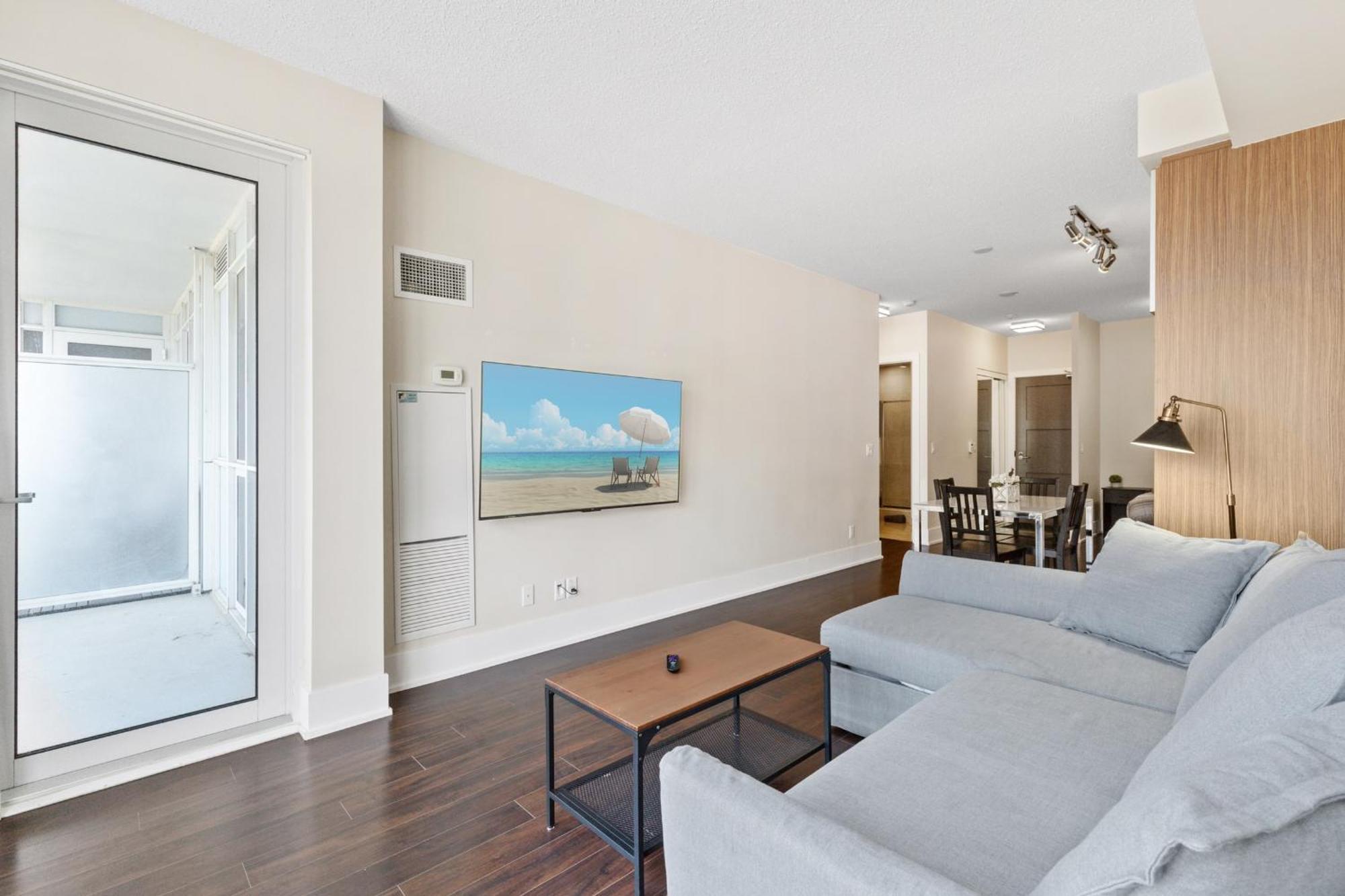 Cn Tower View 2 Bedroom * Toronto
