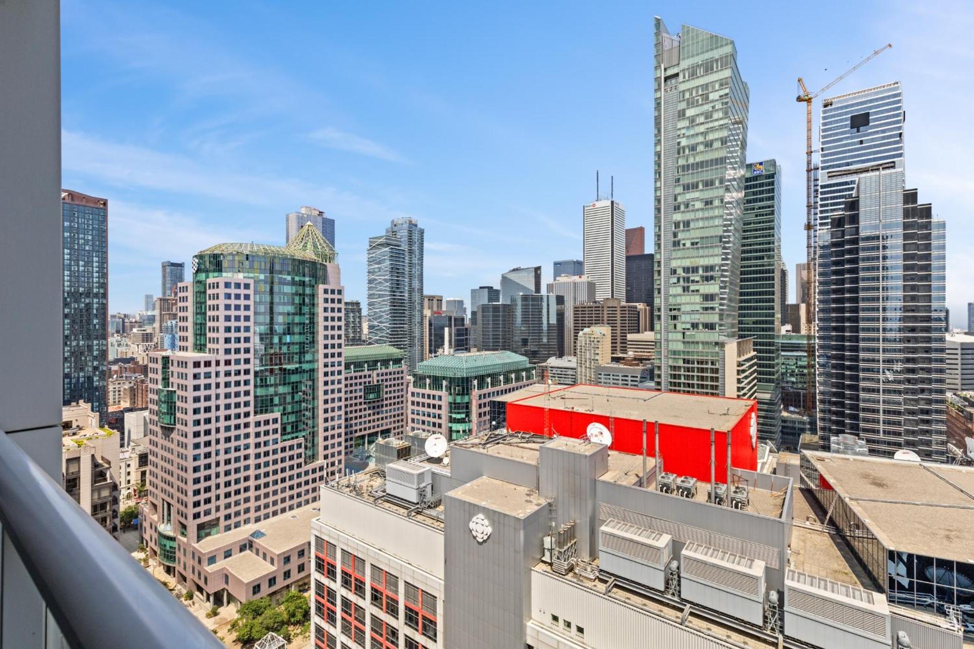 Cn Tower View 2 Bedroom Toronto