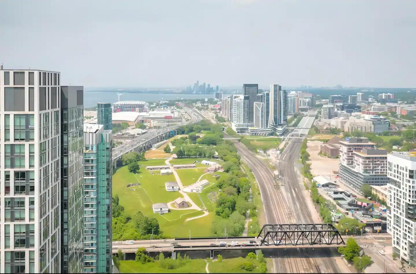 Gorgeous 1bdr Across Rogers Center, Cnt Apartment Toronto