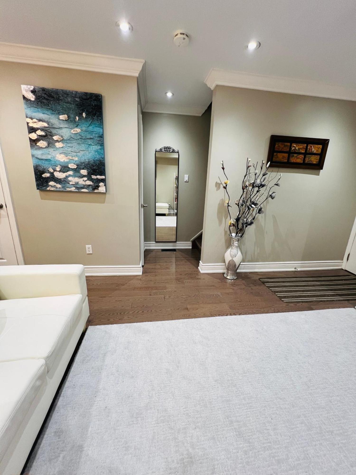 Luxurious House Near Downtown Villa *