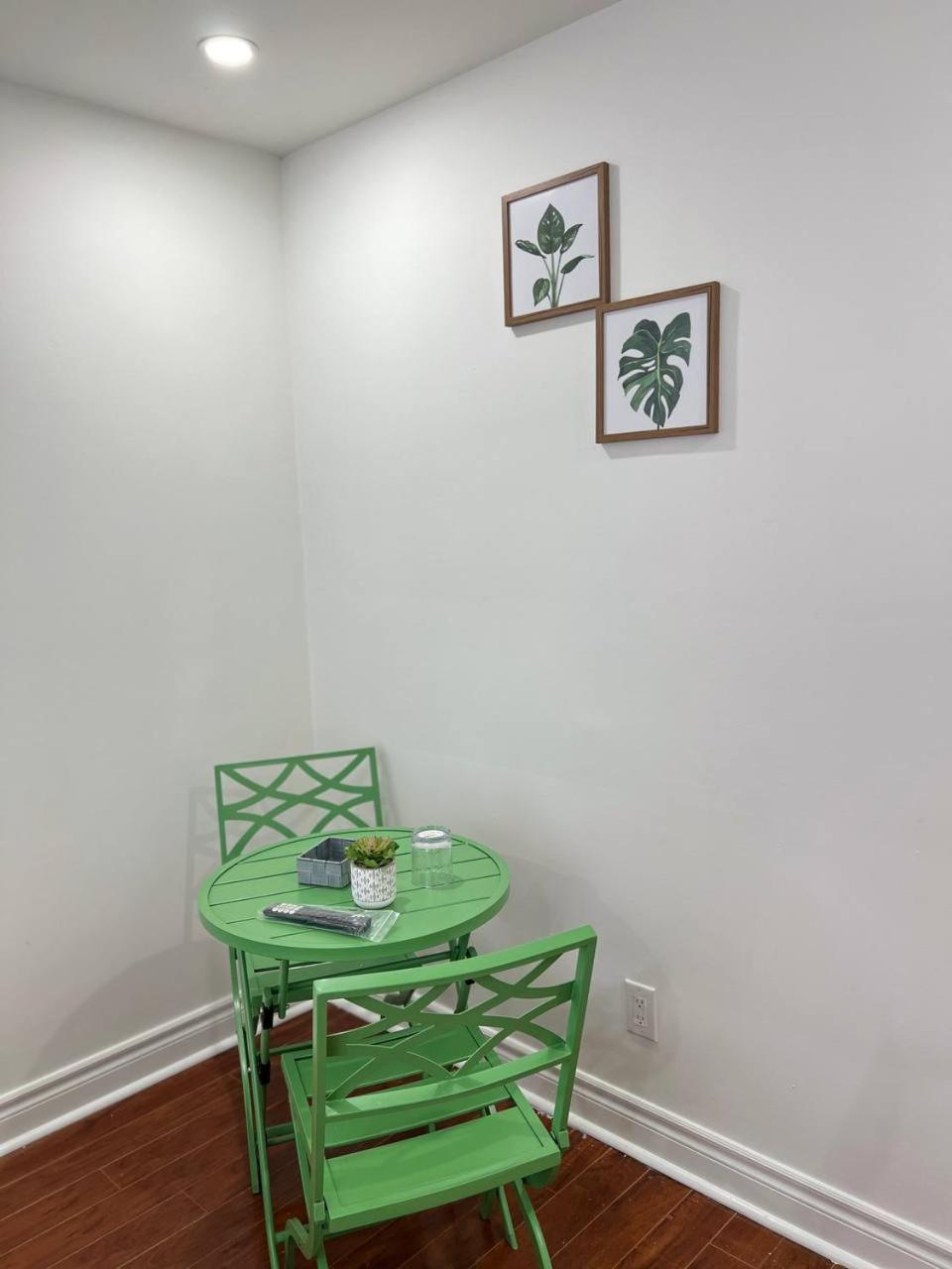 #1 Convvy-nient Residence! Homestay *