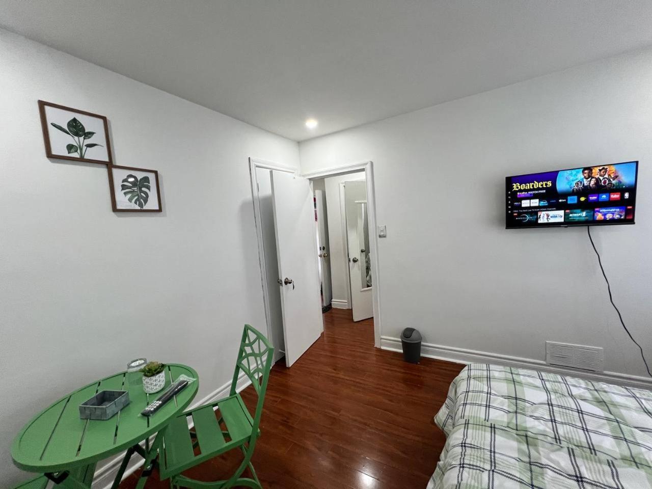 #1 Convvy-nient Residence! *