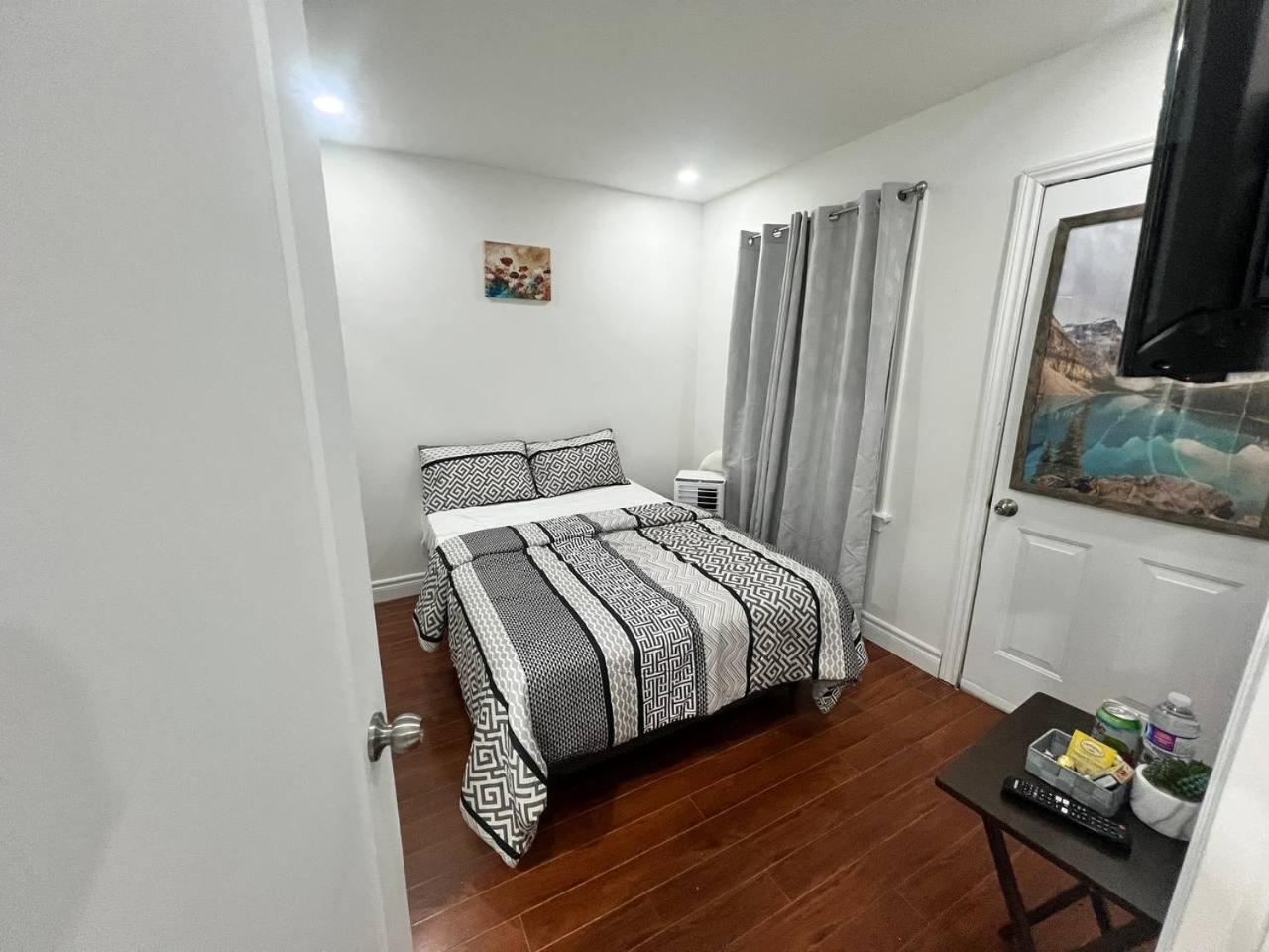 #1 Convvy-nient Residence! * Toronto