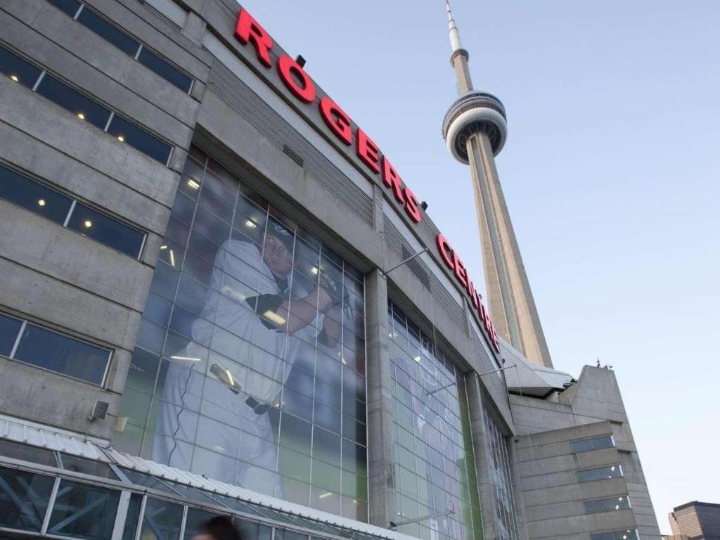 Revery Downtown, Curio Collection By Hilton 4* Toronto