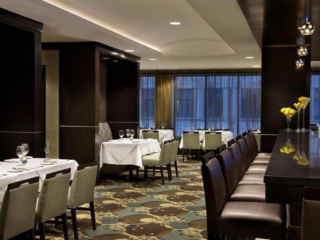 Revery Downtown, Curio Collection By Hilton 4*