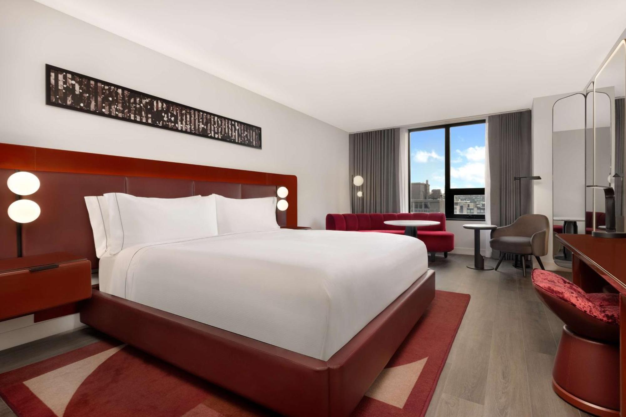 Revery Downtown, Curio Collection By Hilton 4* Toronto
