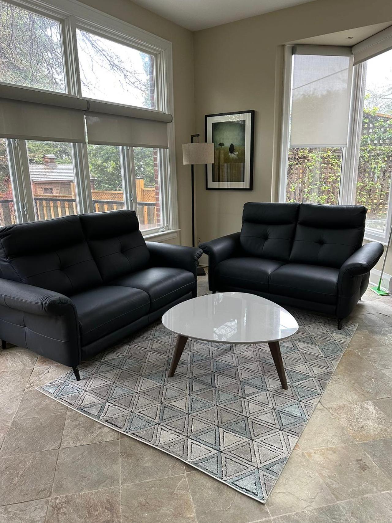 Double Bedroom On Up Or 3 Bedrooms In Basement Near Eglinton Subway Station * Toronto