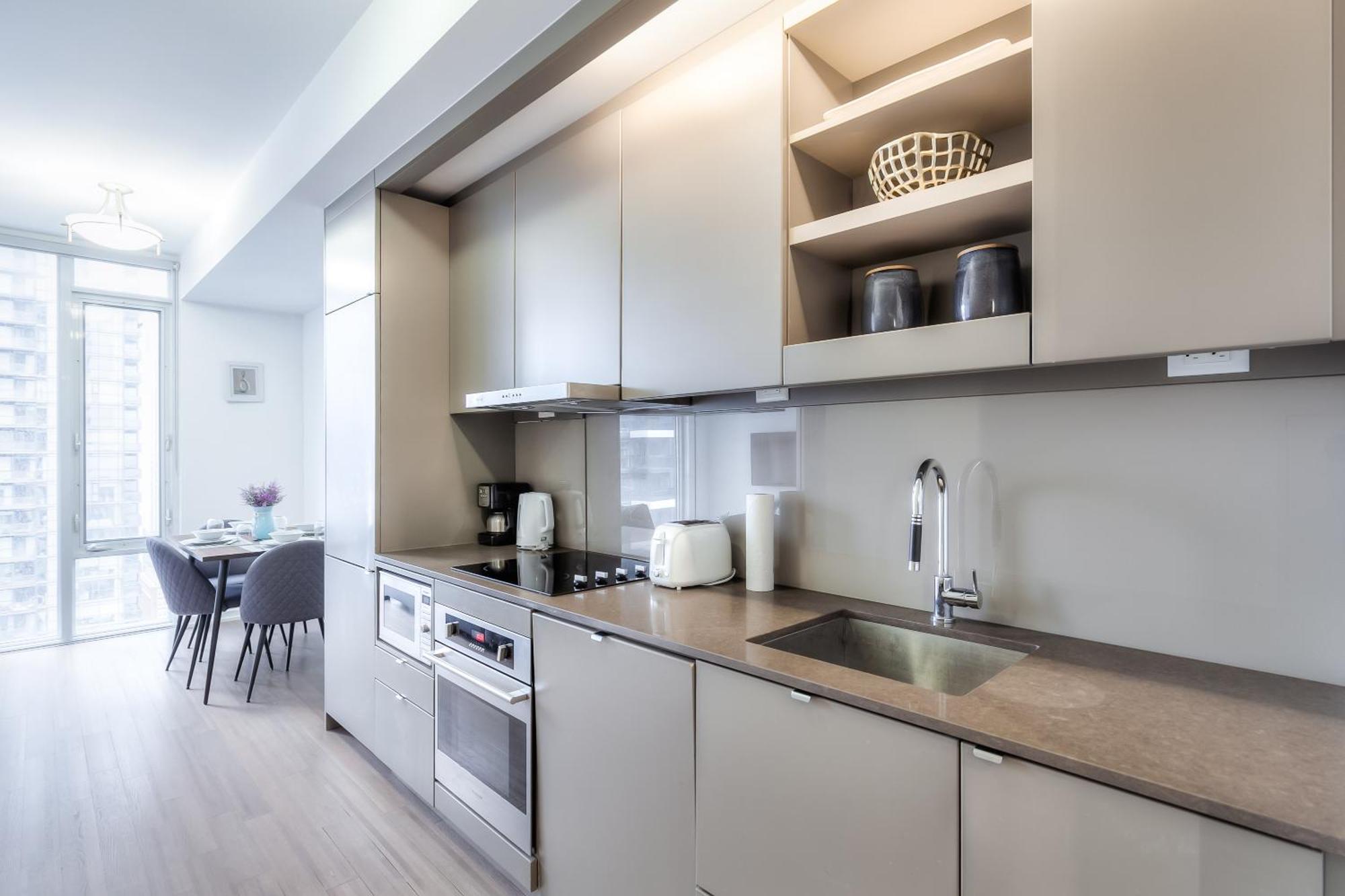 Atlas Furnished Apartments- Iceboat Terrace Toronto