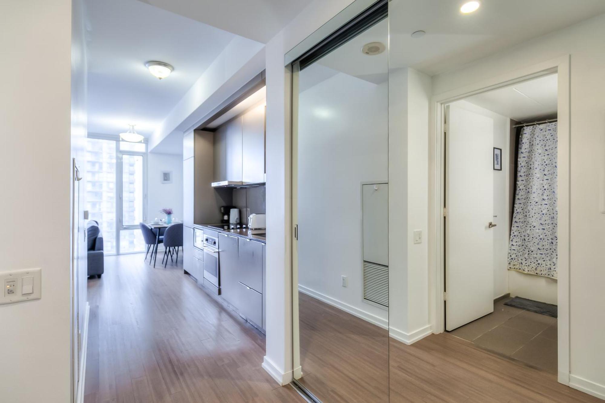 Atlas Furnished Apartments- Iceboat Terrace