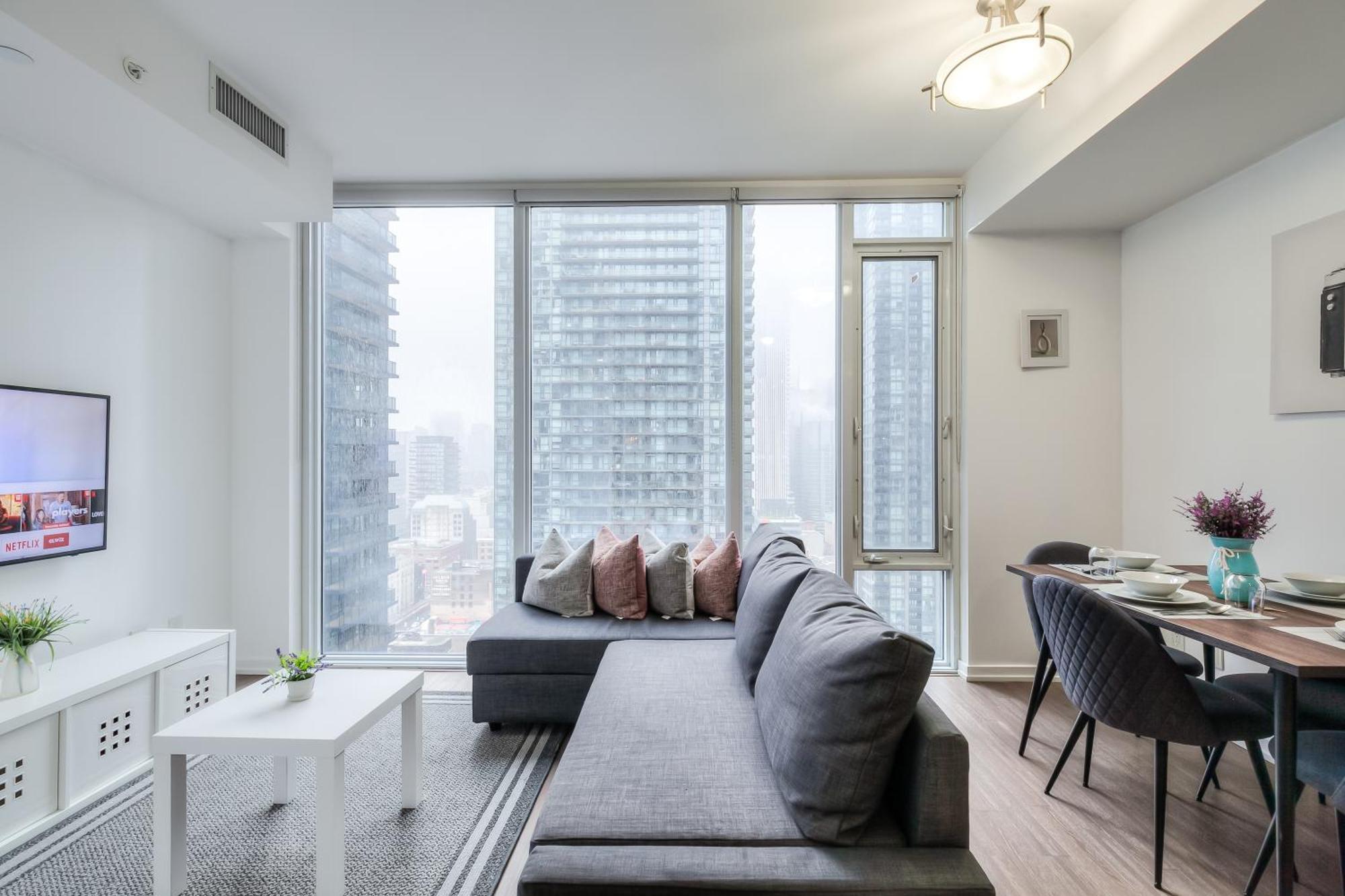 Atlas Furnished Apartments- Iceboat Terrace Inn Toronto