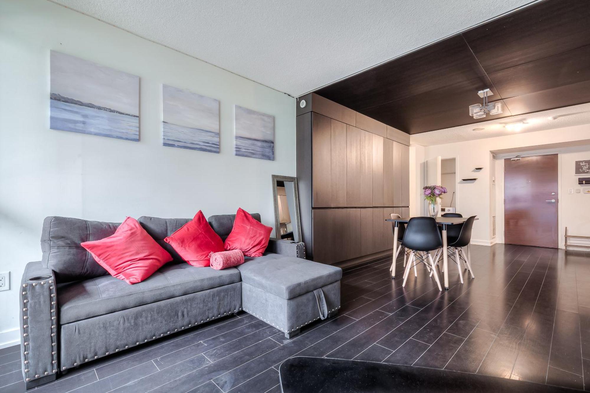 Ferienhaus Modern Stylish - 5 Min From Cn Tower *