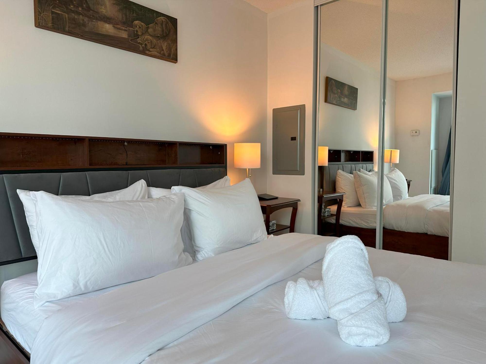 Apartment Rivetstays - The Yonge *