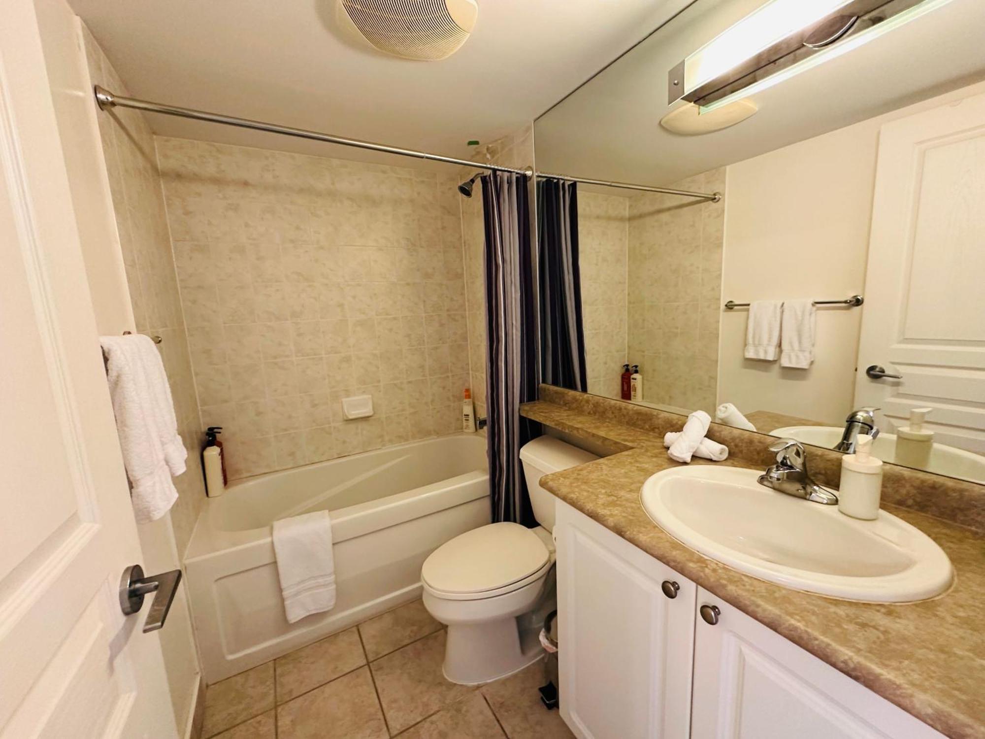 Apartment Rivetstays - The Yonge