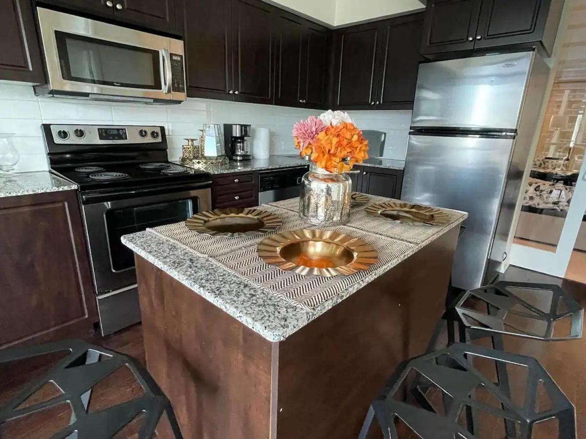 Modern Stylish - 5 Min From Cn Tower Ferienhaus *