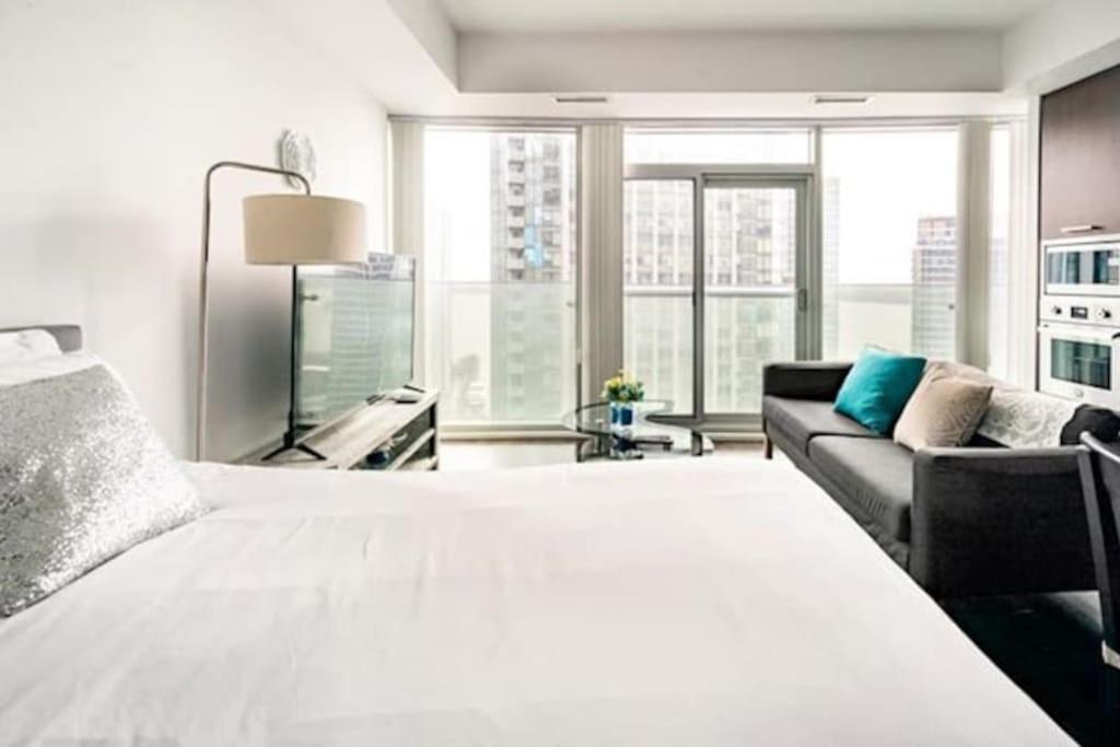 Apartment Newdowntown By Unionstationscotiaarena