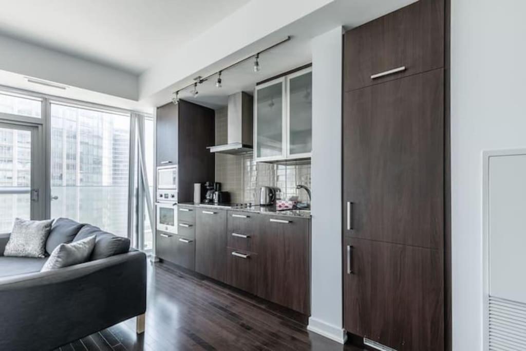 Apartment Newdowntown By Unionstationscotiaarena