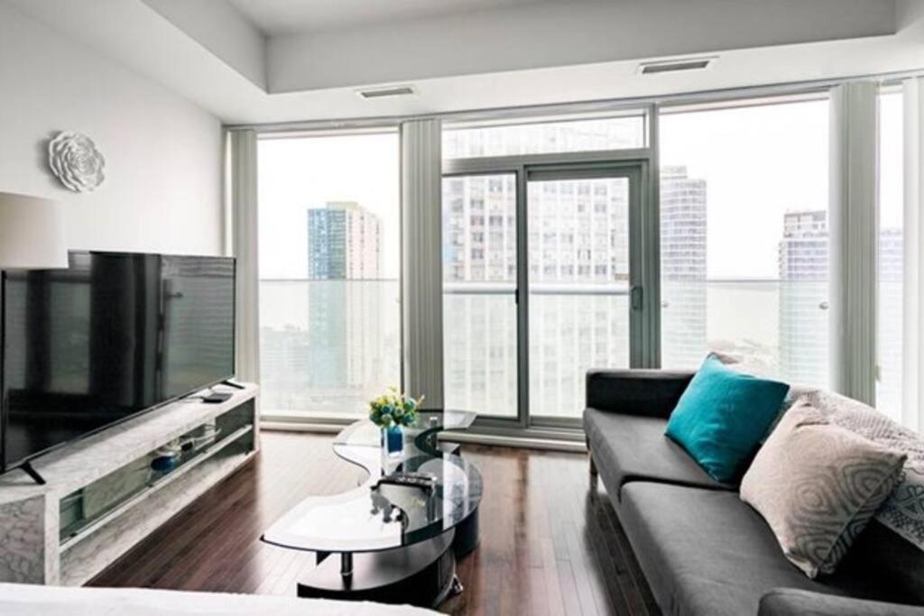 Apartment Newdowntown By Unionstationscotiaarena