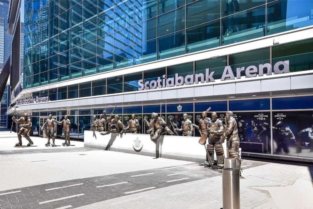 Downtown By Unionstationscotiaarena
