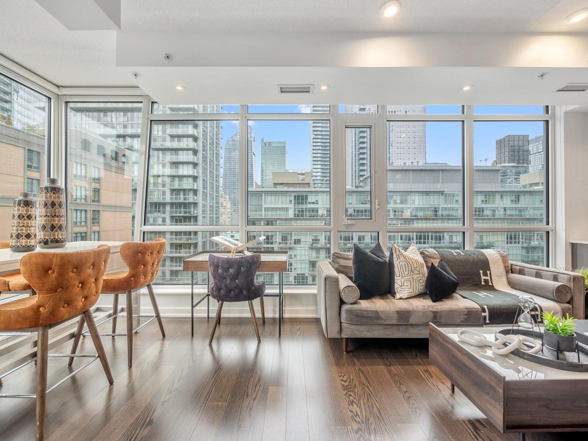 Presidential Two Bedroom - Downtown Apartment Toronto