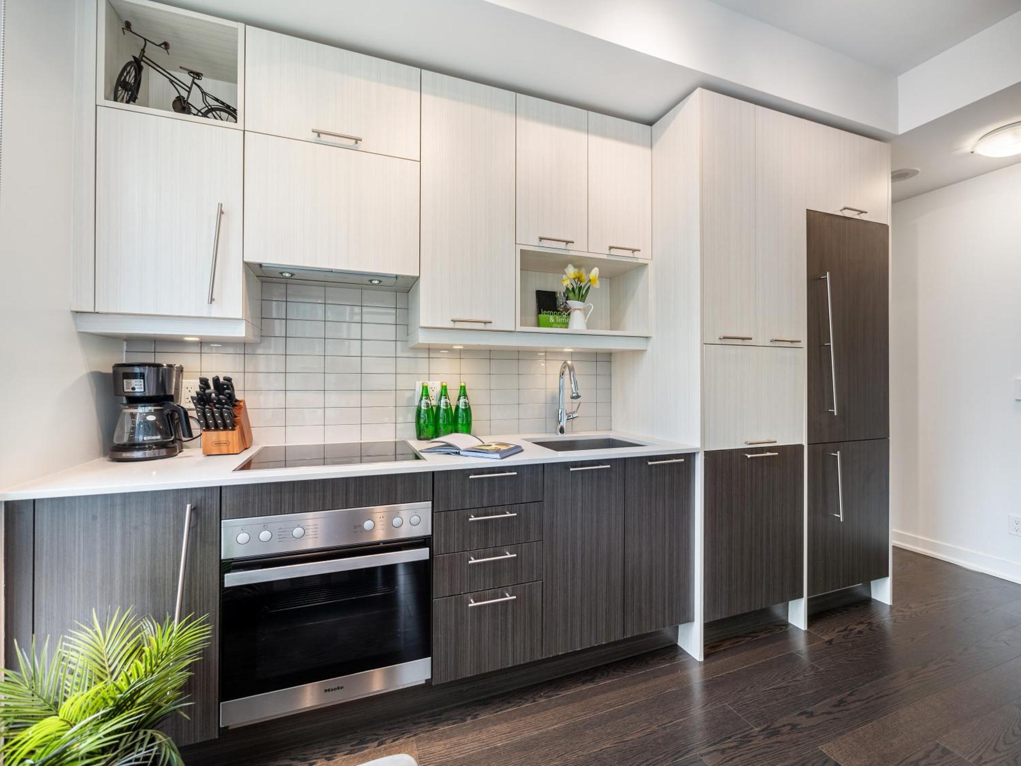 Presidential Two Bedroom - Downtown Apartment *