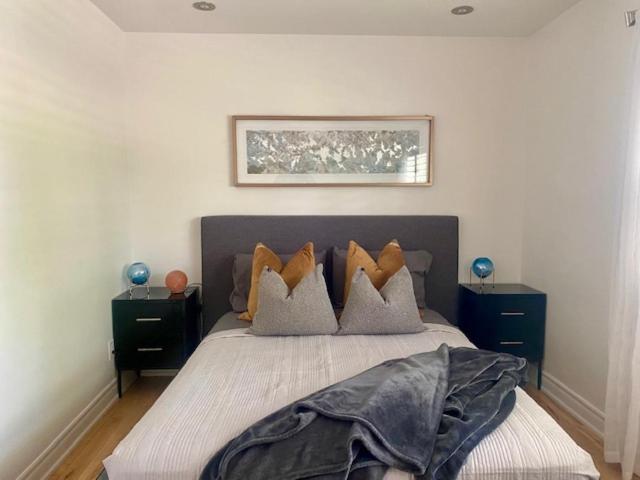 Clearbrooke Gem- Bright Private Bedroom Close To Yyz