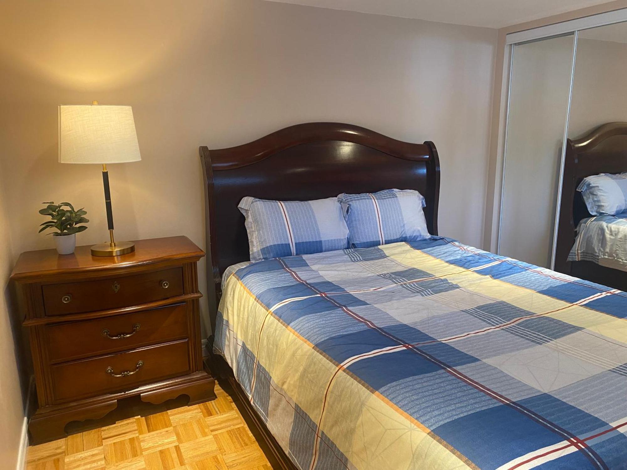 Nice Bedrooms In North York, Ontario Toronto