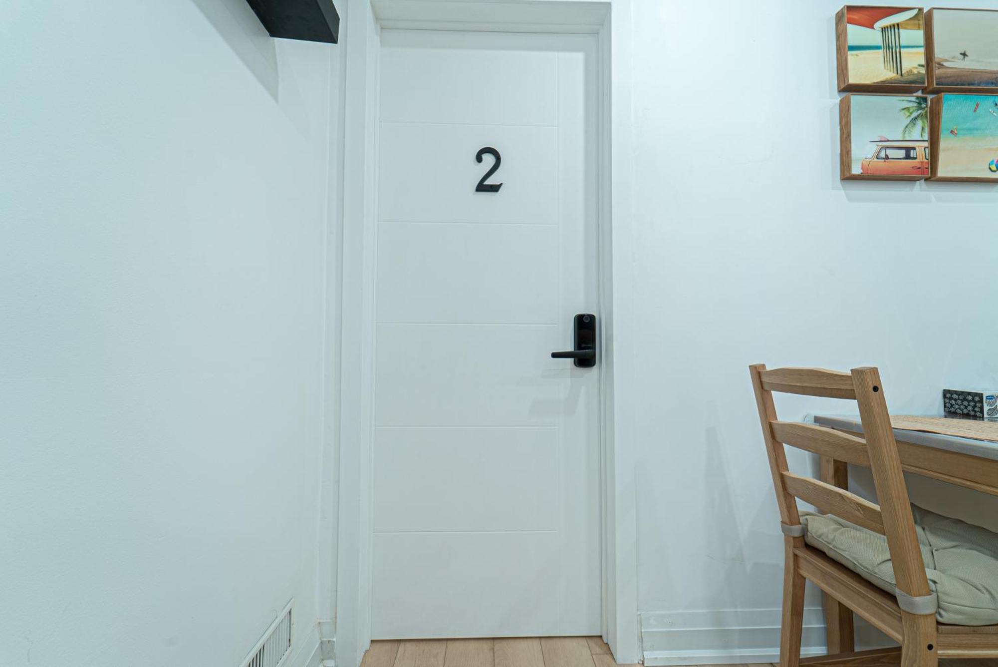 Near Sheppard Ave With Wi-fi, Essentials, Parking, Kitchen *