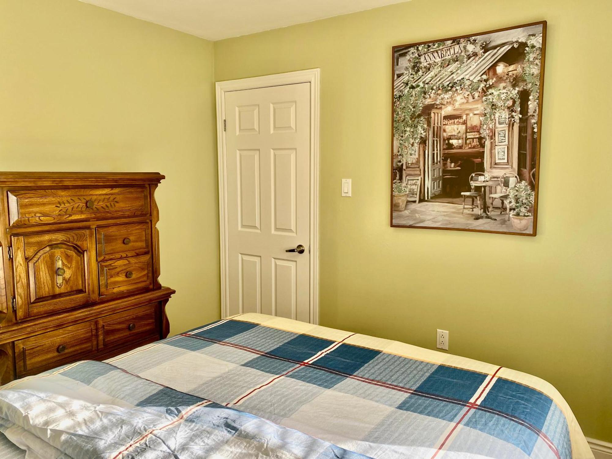 Nice Bedrooms In North York, Ontario Homestay *