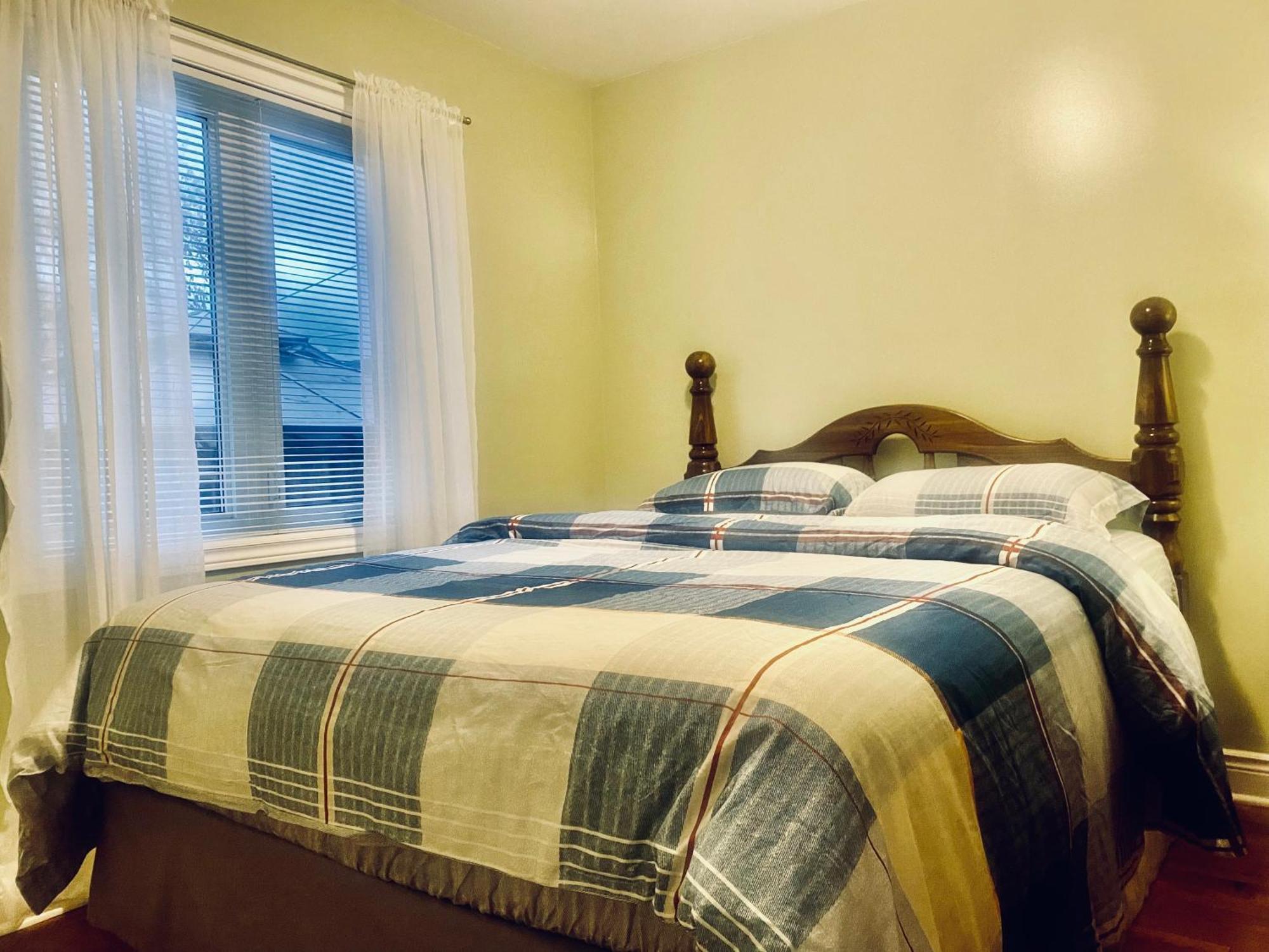 Nice Bedrooms In North York, Ontario * Toronto